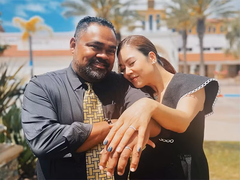 Thu Phương gắn bó với Dũng Taylor từ năm 2007 sau khi ly hôn Huy MC, có hai con riêng. Cả hai đính hôn vào năm 2012. Đến tháng 5/2023, nữ ca sĩ nhận lời cầu hôn sau đó làm thủ tục đăng ký kết hôn. Ảnh: Arttimes.