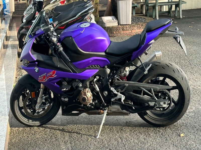 Một trong 2 chiếc xe Ngọc Trinh sử dụng trong các clip bị tạm giữ. Ảnh: Dân Trí.