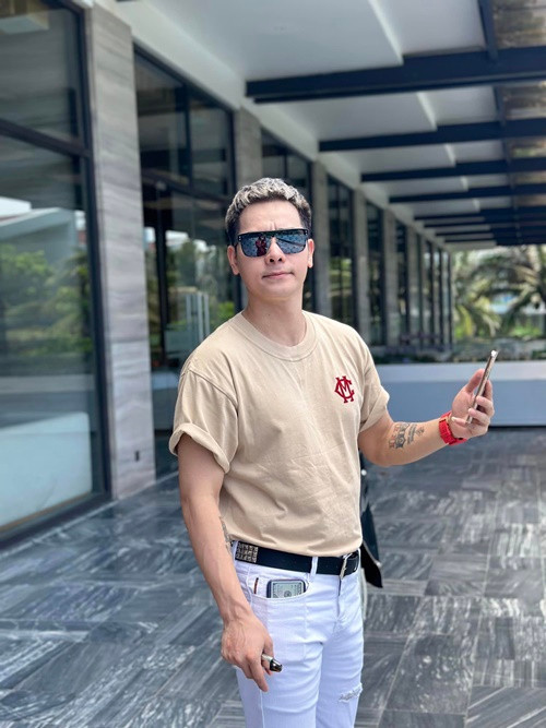 Tháng 4/2023, một tài khoản Facebook có tên N.T đăng đàn tố Chu Bin ngoại tình trong thời gian cô mang thai, dọa ngưng chu cấp cho mẹ con cô, cũng phóng đại số tiền chu cấp cho con là 30 triệu/tháng. Chu Bin nhanh chóng phản pháo lời tố. Ảnh: FBNV.