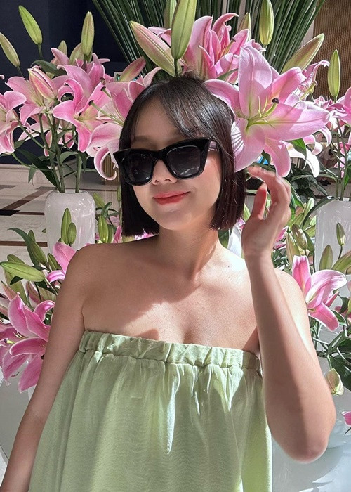 Băng Di sống vui vẻ, tích cực để giữ gìn nhan sắc.