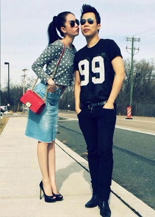 Năm 2017, Ngọc Trinh và Khắc Tiệp hủy kết bạn. Nữ người mẫu cho biết, trong lúc nóng giận, cô đã hủy kết bạn Facebook với ông bầu. Tuy nhiên, sau đó, cả hai đã làm hòa. Ảnh: Vietnamnet.