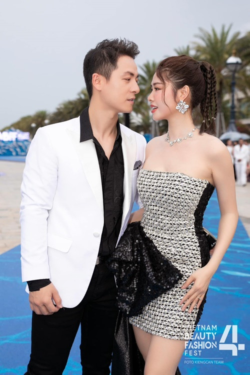 Gần đây, Đăng Khôi cho biết, 6 năm trước, Thủy Anh gợi ý mua nhà ở châu Âu. Vì vậy, vợ chồng anh đã tậu nhà ở Budapest, Hungary.