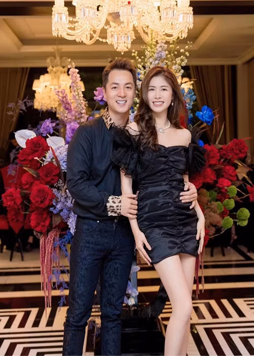 Vợ chồng nam ca sĩ cho thuê nhà ở Budapest.