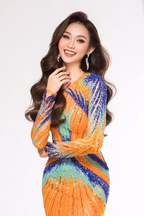 Á hậu Yến Nhi tốt nghiệp ngành Tài chính Ngân hàng, trường Cao đẳng Kinh tế Đối ngoại. Ảnh: FBNV.