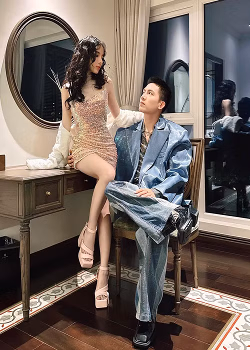 Anh Tú dập tắt nghi vấn tình cảm với Lyly rạn nứt khi gần đây, anh chia sẻ dự án âm nhạc của của Lyly kèm dòng chú thích: "Anh mong em sẽ gặt được thành công và giá trị từ dự án âm nhạc trên".