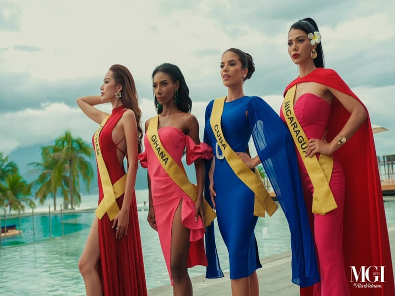 Cô được đại diện các nước vô cùng yêu thích và dành “cơn mưa” lời khen cho tinh thần hiếu khách. Ảnh: Miss Grand International.