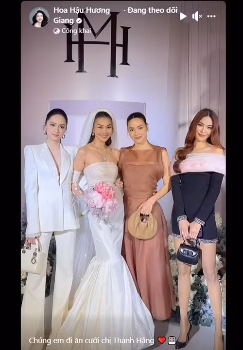 Cô dâu chụp ảnh cùng Hồ Ngọc Hà, Lan Khuê và Hương Giang. Ảnh chụp màn hình.