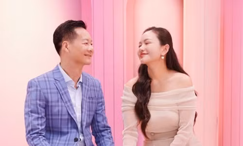 Phan Nhu Thao noi gi khi thay chong du phien toa xet xu?