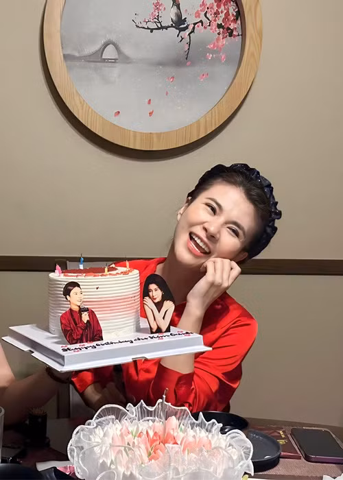 NSƯT Kim Oanh thoải mái chia sẻ công việc nhưng giữ kín đời tư.