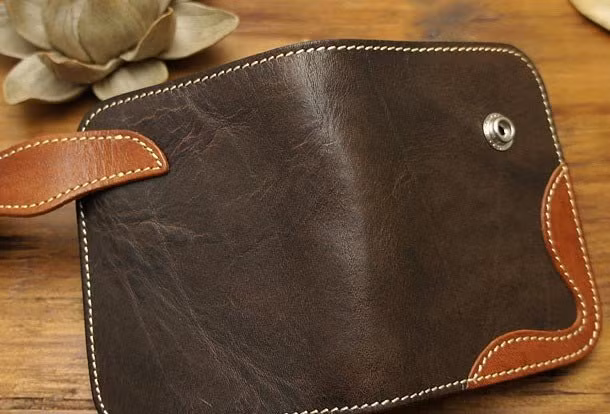 Theo phong thủy, màu nâu và màu cà phê thuộc về thổ, mà thổ tạo ra vàng. Hai màu này sẽ giúp bạn tích lũy được tiền.