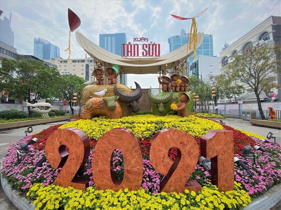 Nova Group tai tro duong hoa tai TP.HCM, Phan Thiet va Bien Hoa