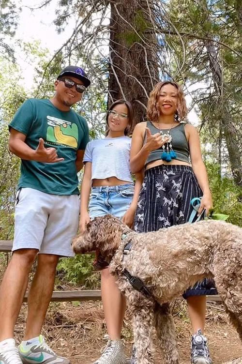 Trong cuộc phỏng với Người Đưa Tin, Trần Thu Hà cho biết, cô thấy bản thân rất may mắn khi gặp được Bình Đoàn. “Trải qua nhiều tình yêu nhưng không thấy đâu để có thể yên tâm và đỗ bến được, nhưng khi gặp chồng mình, thì mình thấy một cảm giác yên tâm mà không có sự lo lắng nào”, nữ ca sĩ cho biết. Ảnh: FB Trần Thu Hà.