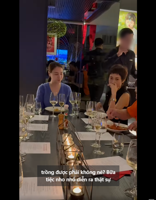 Nữ ca sĩ Đàm Thu Trang vừa mở tiệc tại nhà cận Tết Nguyên đán 2025. Ảnh: FB Đàm Thu Trang.