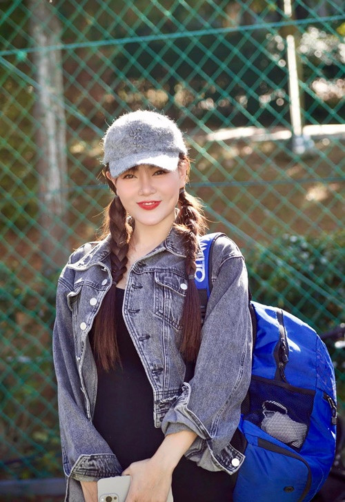 Ở tuổi 37, Thanh Hương "Quỳnh búp bê" được khen trẻ trung, xinh đẹp.