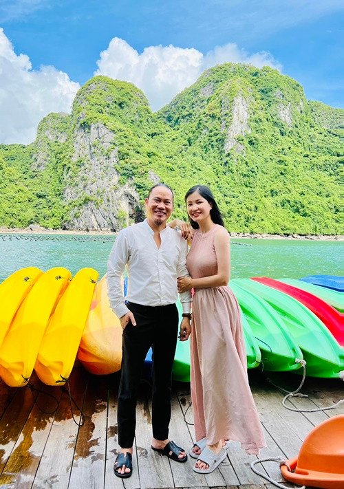 Vợ Vượng Râu tên Thu Hiền, sinh năm 1985, không hoạt động trong showbiz.