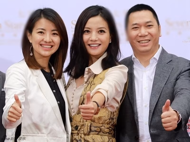 Năm 2017, Triệu Vy và doanh nhân Huỳnh Hữu Long bị phạt hành chính hơn 2 tỷ đồng và bị cấm tham gia thị trường chứng khoán trong 5 năm vì các sai phạm trong việc chuyển nhượng cổ phần. Ảnh: Dân Việt.