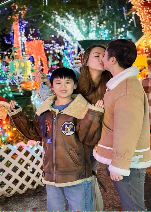 Diễm Hương đón Giáng sinh 2024 ở Canada trước khi về nước.