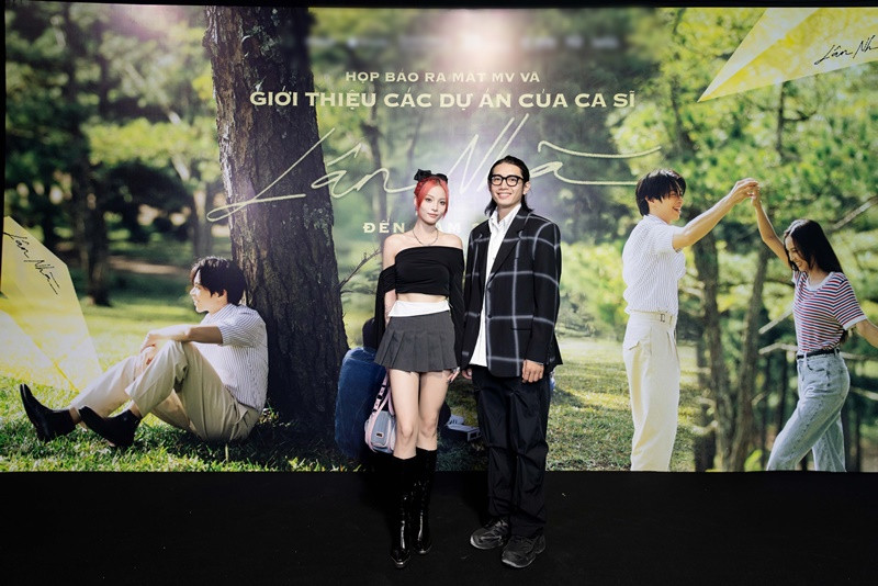 Trong mắt Quang Đăng, Yee Pink cao, xinh gái và “táo bạo”. Ảnh: FB Quang Đăng.