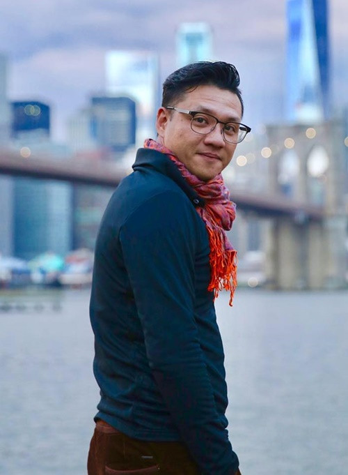 Gặp nhau cuối tuần bắt đầu lên sóng vào năm 2000, kết thúc năm 2006. NSND Khải Hưng là người lên ý tưởng. Mới đây, theo Znews, Gặp nhau cuối tuần trở lại do Khải Anh làm tổng đạo diễn. Ảnh: FB Khải Anh.