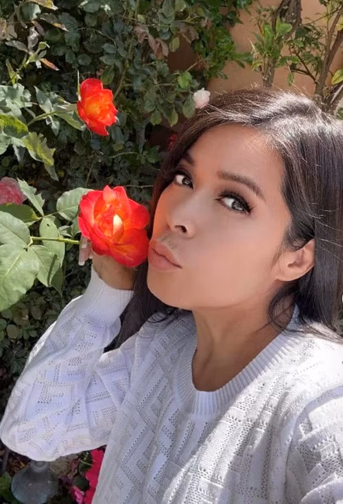 Cuộc sống của Bích Tuyền và chồng trong biệt thự luôn thu hút sự quan tâm của khán giả. Ảnh: FB Bích Tuyền.