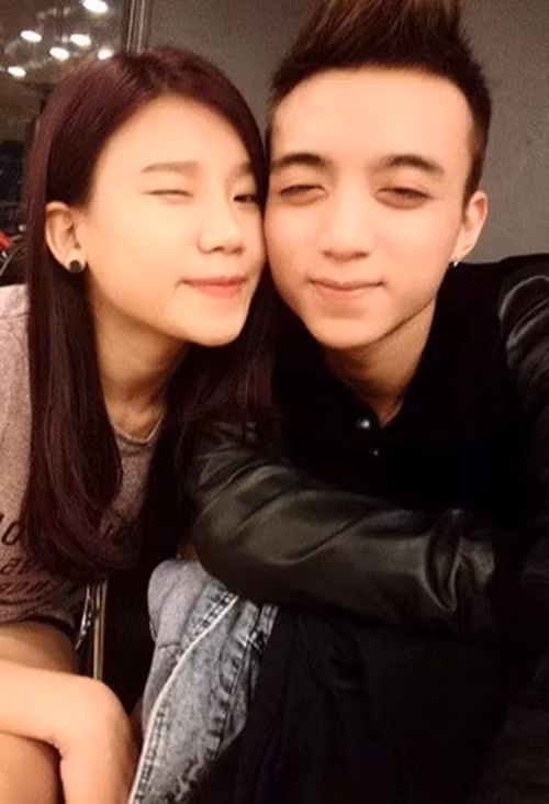 Soobin Hoàng Sơn từng có thời gian mặn nồng với Thúy Vy - cựu thành viên nhóm nhạc LIME. Sau khi chia tay Soobin Hoàng Sơn, Thúy Vy hẹn hò Minh Tú (nhóm hài BB&amp;BG) trong hơn một năm. Ảnh: Thời Đại Plus.