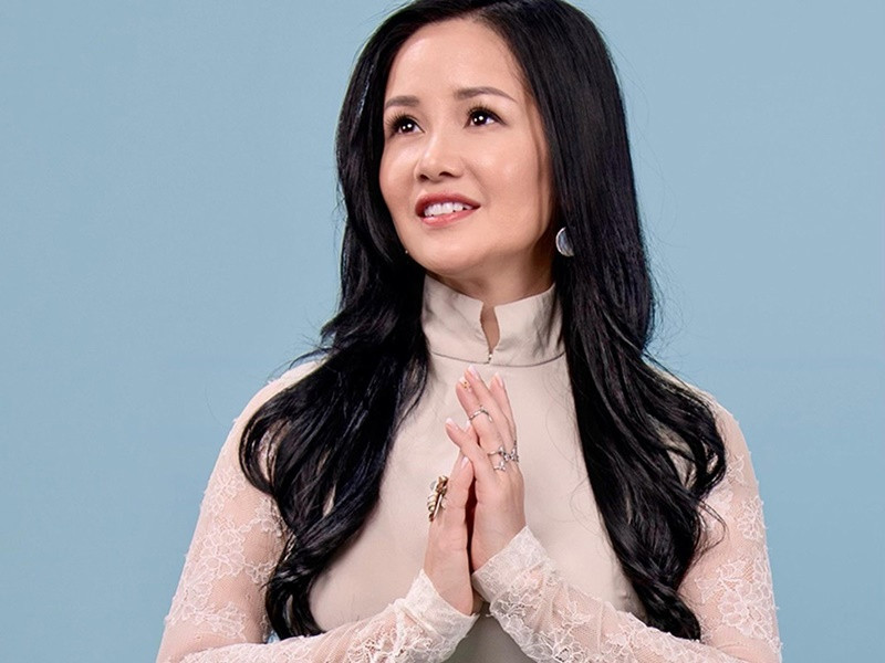 Kevin là người chồng cũ thứ hai của Hồng Nhung. Chồng cũ đầu tiên của nữ ca sĩ là một chuyên gia.