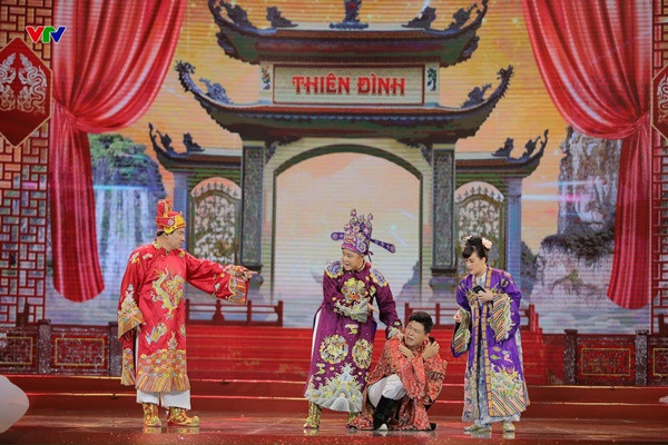 Tao quan 2025 len song, khan gia khen che the nao?