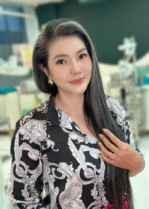 Nữ diễn viên 48 tuổi cho hay, cô không ngừng học hỏi, trau dồi các kỹ năng để phục vụ cho công việc diễn xuất.