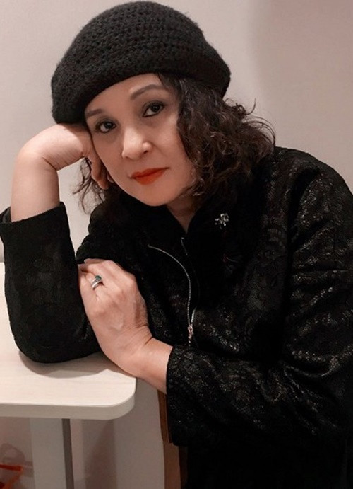 NSND Hoàng Cúc phát hiện ung thư vú vào năm 2010. Năm 2018, chia sẻ trên An Ninh Thủ Đô, nữ nghệ sĩ cho biết, bà đã chữa khỏi bệnh và tự chăm sóc bản thân mình tốt hơn trước rất nhiều. Ảnh: Vietnamnet.