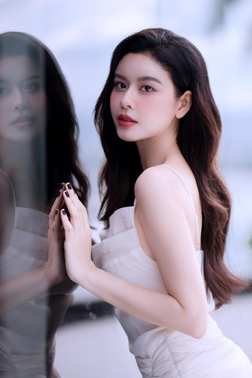 Nữ ca sĩ Trương Quỳnh Anh đón tuổi 36 vào ngày 12/1/2025.