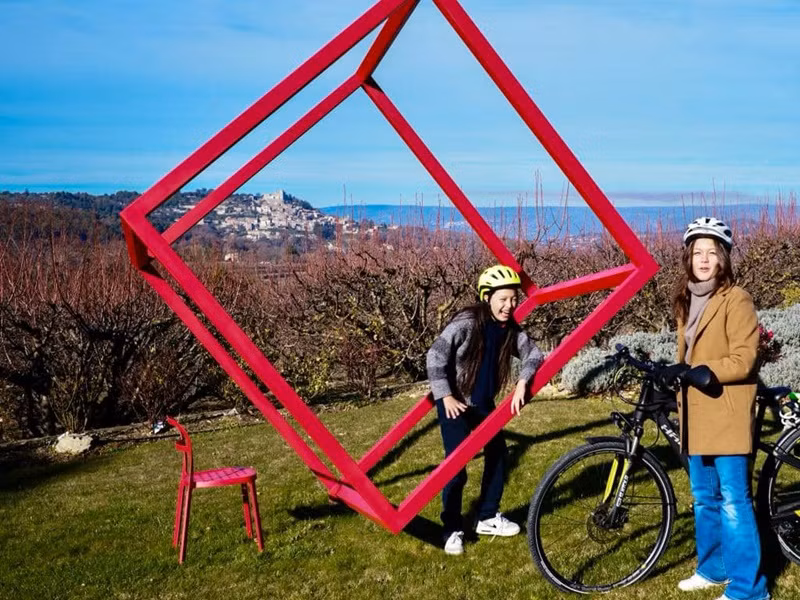 Hồng Nhung cho biết, tuổi thơ của các con gắn liền với thiên nhiên.