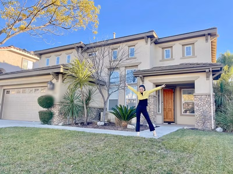 Không ít lần, Diệu Hương đăng hình ảnh về cuộc sống của gia đình cô trong biệt thự ở xứ cờ hoa.