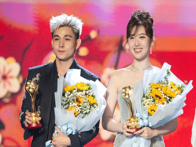 Với vai diễn chính trong phim 7 năm chưa cưới sẽ chia tay, Thúy Ngân được vinh danh hạng mục Nữ diễn viên được yêu thích nhất ở giải Mai Vàng. Ảnh: Znews.