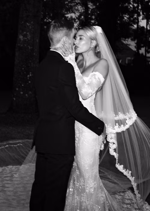 Năm 2019, Justin và Hailey tổ chức đám cưới hoành tráng, xa hoa.