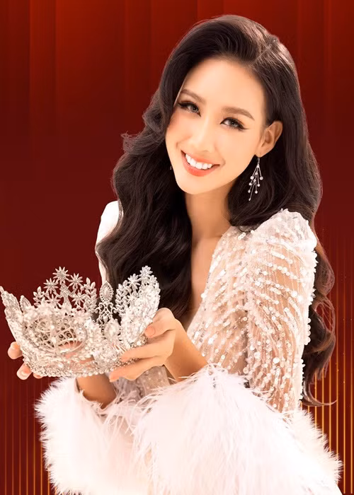 Tháng 10/2022, đại diện Việt Nam ở Miss Intercontinental 2022 - Hoa hậu Liên lục địa 2022, Bảo Ngọc xuất sắc giành ngôi vị cao nhất, lập nên kỳ tích cho nhan sắc Việt. Ảnh: FB Bảo Ngọc.
