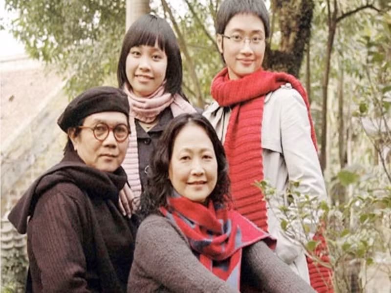 Hai con gái của Như Quỳnh không theo nghệ thuật. Nữ nghệ sĩ cho biết, con gái lớn làm biên tập viên truyền hình, con út Đan Khuê làm thiết kế nội thất. Ảnh: Công An Nhân Dân Online.