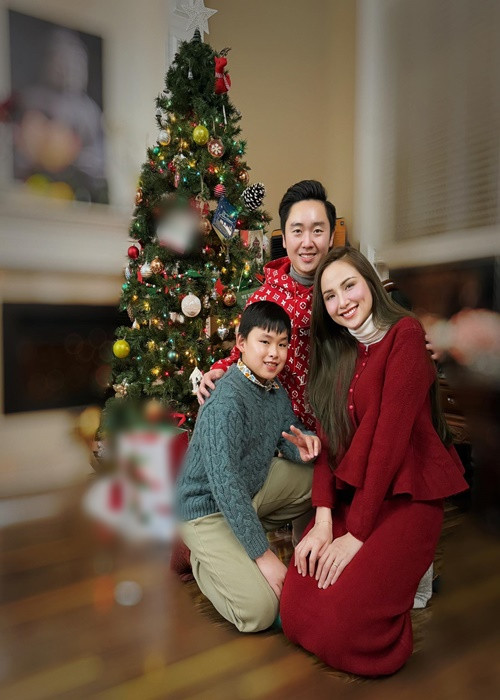 Con riêng của Diễm Hương cũng định cư ở Canada.