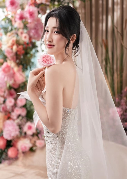 Từ tháng 4/2024 đến nay, Phương Nhi không tham gia sự kiện và ít cập nhật thông tin, hình ảnh bản thân trên mạng xã hội. Ảnh: FB Phương Nhi.