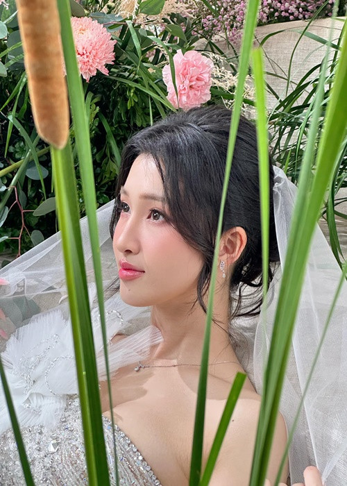 Trước khi im hơi lặng tiếng, Phương Nhi tích cực tham gia các sự kiện giải trí. Ảnh: FB Phương Nhi.