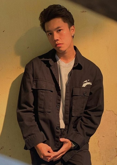 Long Vũ - con trai Vân Dung cũng gây chú ý khi nối nghiệp mẹ. Long Vũ tốt nghiệp khoa Diễn viên Kịch - Điện ảnh, trường Đại học Sân khấu - Điện ảnh Hà Nội. Năm 2021, Long Vũ đóng MV Cho em. Đây là dự án đầu tay Long Vũ làm diễn viên chính. Ảnh: FB Long Vũ.