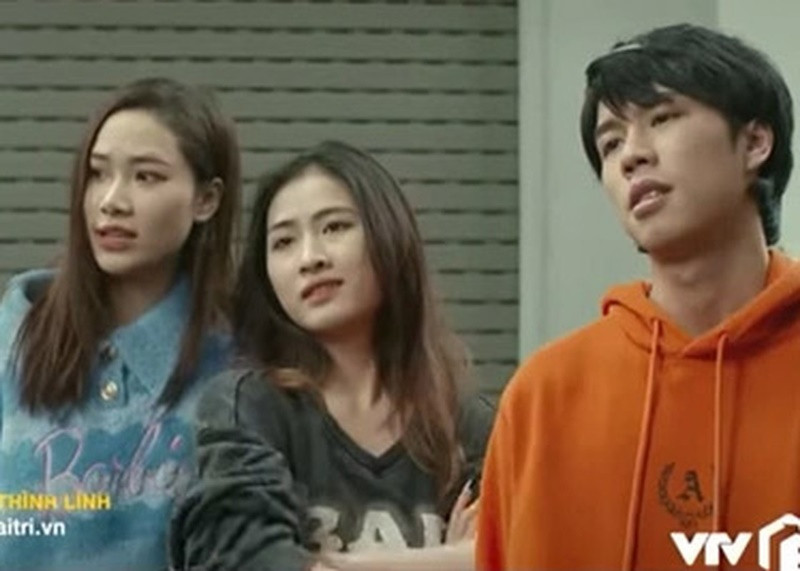 Con trai Vân Dung đóng vai phụ trong nhiều phim giờ vàng của VTV như Gia đình mình vui bất thình lình, Cuộc chiến không giới tuyến, Không ngại cưới, chỉ cần một lý do. Ảnh: VTV.