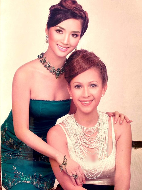 Cách đây nhiều năm, Giáng My và Diễm My gợi cảm, trẻ trung không kém cạnh nhau. Ảnh: Vietnamnet.