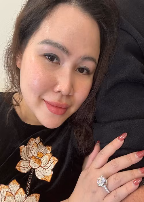 Diễn viên Trương Phương cho biết, cô và chồng hiện tại quen biết nhau hơn 6 năm qua. Khi biết nữ diễn viên ly hôn, người đàn ông này lập tức theo đuổi cô. Ảnh: Instagram Trương Phương.