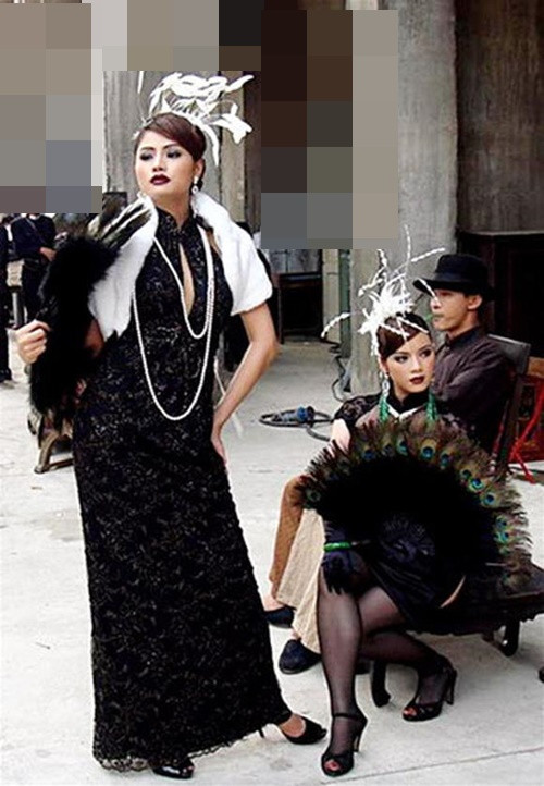 Trong cuộc phỏng vấn với Znews, Vũ Thu Phương chia sẻ thêm về vụ việc bị quấy rối: "Trong hơn một năm sau đó, phía ông ấy vẫn liên lạc và đưa ra một số dự án phim khác nhưng tôi nhất quyết từ chối. Tôi là người nếu muốn thì sẽ cố gắng tận cùng, nhưng cũng sẵn sàng từ bỏ nếu tôi cảm thấy nó không xứng đáng với bản thân mình". Ảnh: Khám Phá.