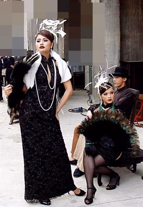 Trong cuộc phỏng vấn với Znews, Vũ Thu Phương chia sẻ thêm về vụ việc bị quấy rối: "Trong hơn một năm sau đó, phía ông ấy vẫn liên lạc và đưa ra một số dự án phim khác nhưng tôi nhất quyết từ chối. Tôi là người nếu muốn thì sẽ cố gắng tận cùng, nhưng cũng sẵn sàng từ bỏ nếu tôi cảm thấy nó không xứng đáng với bản thân mình". Ảnh: Khám Phá.