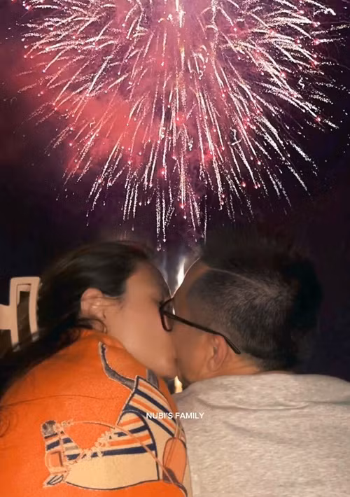 Nhiều đồng nghiệp mong chờ đám cưới của Võ Hoàng Yến diễn ra ở Việt Nam.