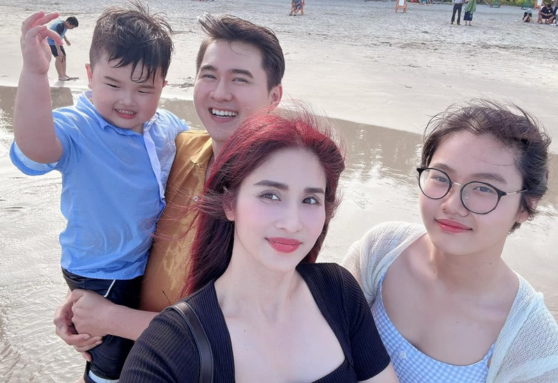 Quang Pháp có mối quan hệ tốt đẹp với con riêng của Thảo Trang.