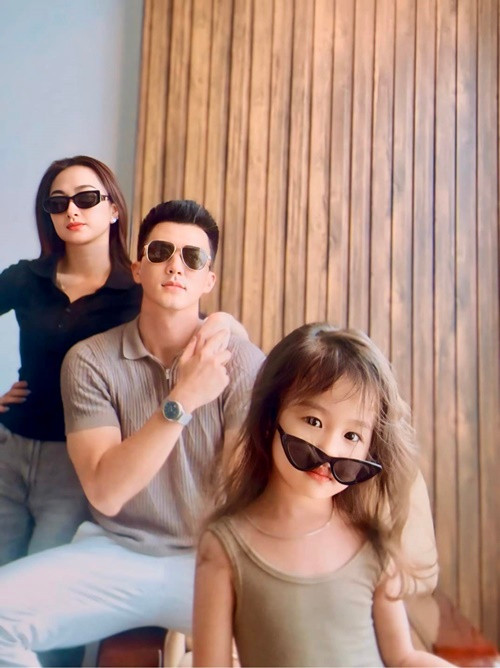 Hà Nhung là hậu phương vững chắc để Hà Việt Dũng yên tâm hoạt động nghệ thuật. Ảnh: Hà Việt Dũng.