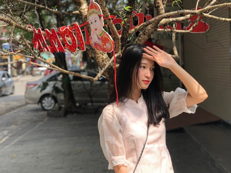 Cô có cuộc sống bình lặng khi chưa vào showbiz. Ảnh: Instagram Phương Nhi.