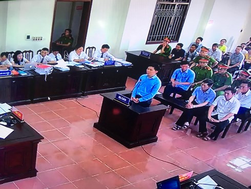 Bac si Hoang Cong Luong nhan toi “Vo y lam chet nguoi”